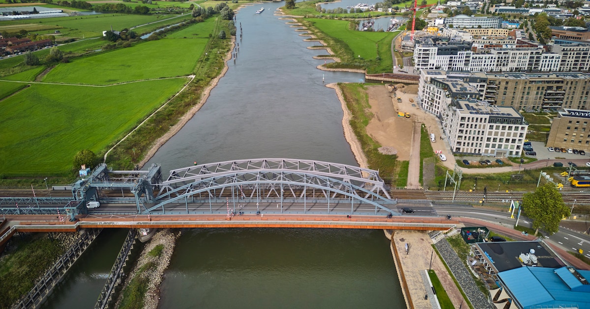Oude IJsselbrug bij Zutphen gaat nachtje dicht voor onderhoud