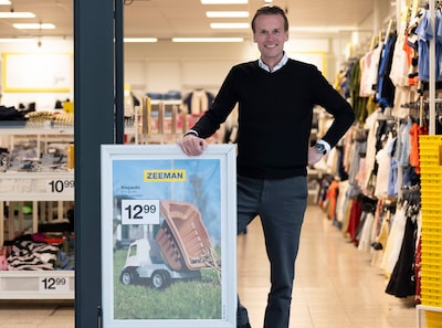 ‘Als je er maar geen Hema van maakt’: vertrekkend topman Zeeman over stunts, lage prijzen en wroeten in bakken