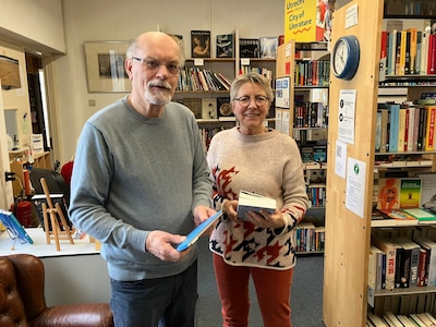 Utrechtse vrijwilligers verzamelen en verkopen boeken voor het goede doel: ‘Vorig jaar 140.000 euro’