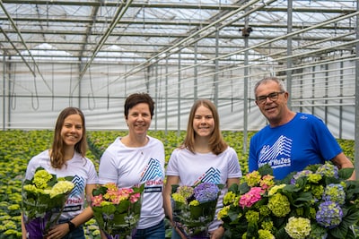 Hortensia-actie voor Alpe d’HuZes in Duiven