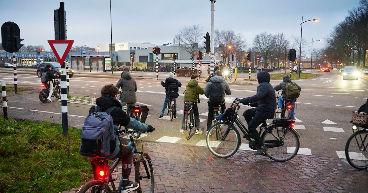 Ook de politiek kijkt naar veiligheid fietsroutes in Veghel: ‘Extra tunnels?’