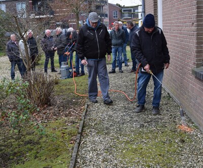 Plaet Gespeuld speelt ‘Ouwe Meuk en Jarretels’