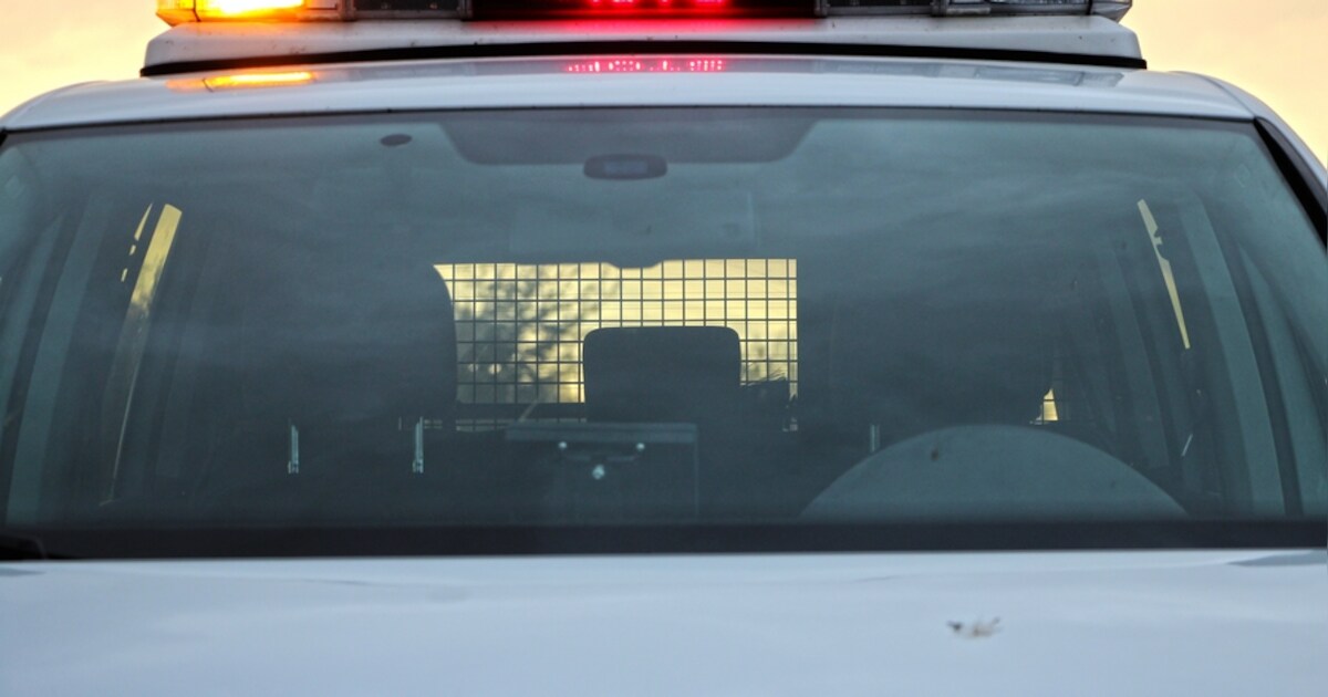 Man uit Heesch haalt levensgevaarlijke capriolen uit op de weg: ‘Bijna frontaal aangereden’.