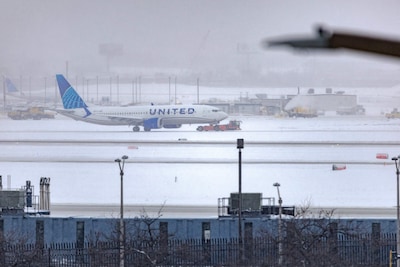 Honderden vluchten geschrapt in New York om sneeuwstorm