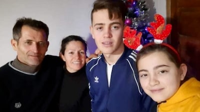 Drama in Italië: zoon belt hulpdiensten, maar fout adres kost gezin het leven