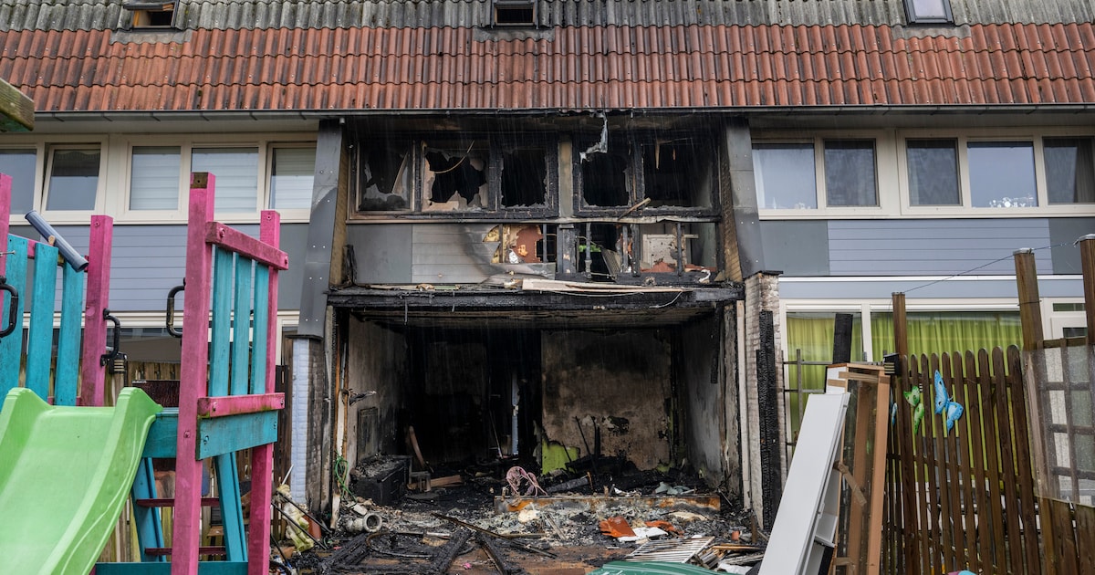 Maanden na verwoestende brand zijn woningen nog steeds niet gesloopt: ‘Heel frustrerend’