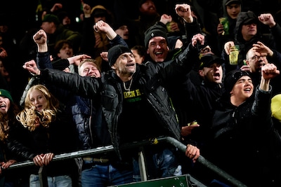 Ernstig zieke Ed (53) leeft toe naar promotie van ‘zijn’ ADO Den Haag: ‘Ik zit al diep in reservetijd’