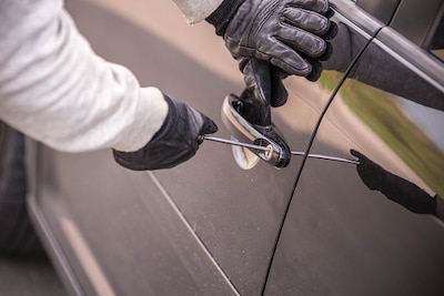Verdachte van auto-inbraak aangehouden in Culemborg, en zijn e-bike is vermoedelijk ook gestolen