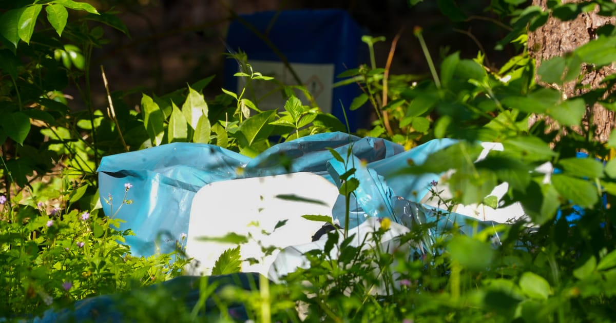 Vaten met drugsafval gevonden in Schaijk
