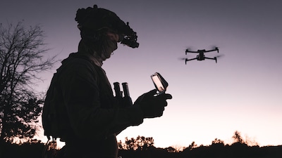 Nieuwe drones boven Duitse militaire basis waar raketsystemen worden gerepareerd