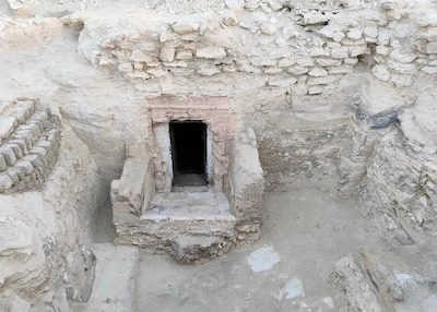 Egypte in rep en roer: Nederlandse archeologen ontdekken 3000 jaar oude tombe in Luxor