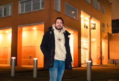 Ex-gedetineerde Corstiaan wacht op VOG: ‘Straf is voorbij, maar word nog steeds afgerekend’