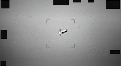 Pentagon geeft meer dan 160 dossiers over ‘ufo’s’ vrij: geen foto’s van aliens, wel een waarneming in Nederland