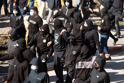 FIFA bestraft Israël met boete voor racistische supporters die Arabische spelers uitscholden voor ‘terrorist’