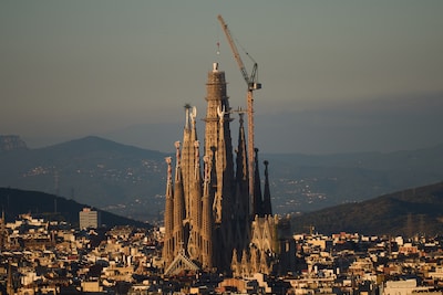 Sagrada Familia nu hoogste christelijke kerk ter wereld: maar komt het ooit af?