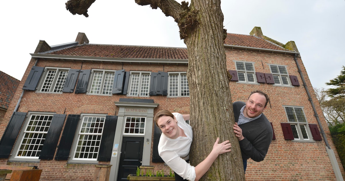 Buren doet historisch Heerenlogement van de hand: restaurant, hotel en theater blijven behouden