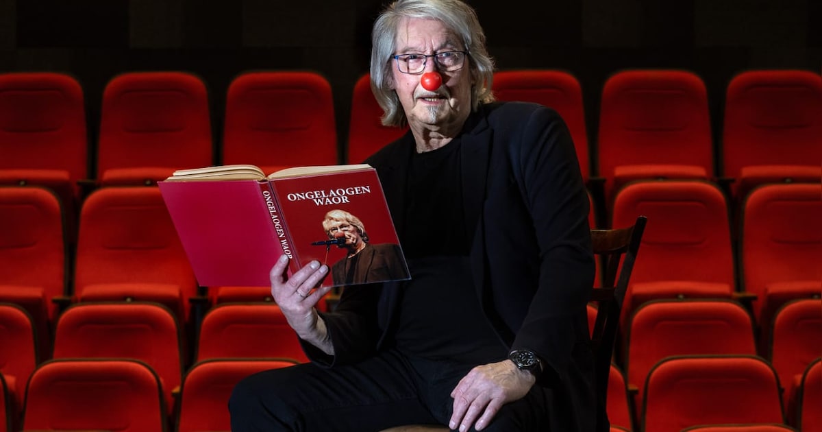 Joop Boxstart presenteert boek in Babberich