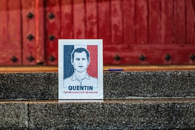 Macron maant tot kalmte in aanloop naar herdenking van radicaal-rechtse student Quentin Deranque