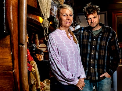 Marga was 14 en voor 78 procent verbrand na nieuwjaarsramp Volendam: ‘Dachten dat ik dood was, tot ze mij hoorden’