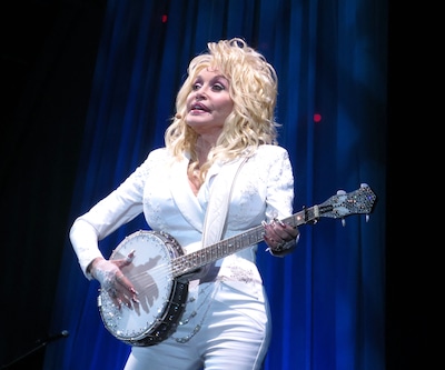 Familie: Dolly Parton leed kort aan kanker, afscheid in besloten kring