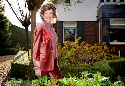 We worden massaal oud, maar doen alsof het een ramp is: ‘Alsof grijs een stormwaarschuwing is’