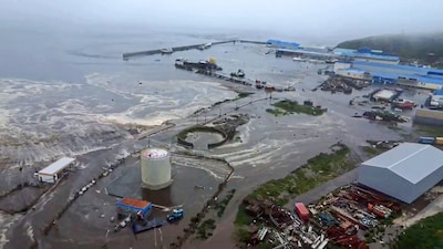 Steeds meer bekend over tsunami Rusland: 'Dan weet ik, dit is een verschrikkelijke beving'