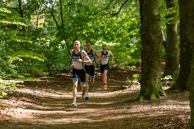 Vanuit de nachtdienst in het ziekenhuis naar de triatlon van Deil: ‘Het voelt als een flinke jetlag’