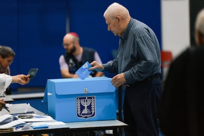 Israël gaat naar de stembus: verkiezingen kunnen einde maken aan lange machtsperiode Netanyahu