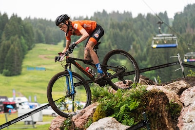 Klotejaar leerde mountainbikester Koopmans dat dit het moment is om haar droom achterna te gaan