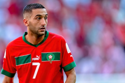 Hakim Ziyech deelt droevig familienieuws: oudere broer van voormalig Ajacied overleden