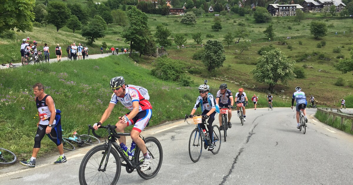 Team Verstraten in actie voor Alpe d'HuZes: wandeltocht voor en door Volkel