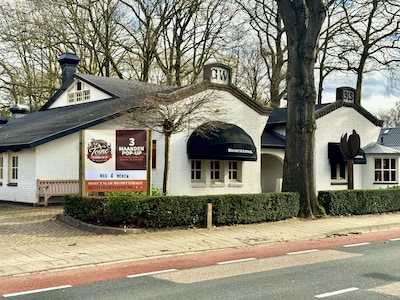 Op de oude plek van restaurant Pomphuis opent deze tijdelijke restobar