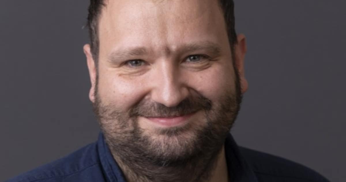 Jeroen Hendriksen (Lokaal Belang) wil zo dicht mogelijk bij de inwoners staan