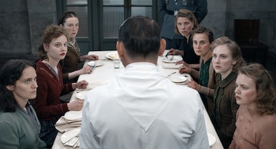 Opmerkelijk oorlogsverhaal verfilmd: deze vrouwen waren proefkonijn voor Adolf Hitler