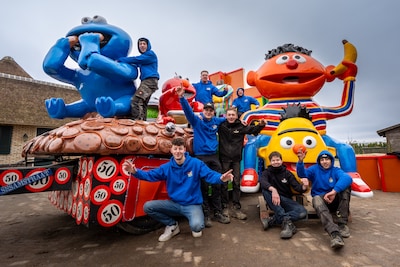 Bert en Ernie strak in de lak: dertien vrienden bouwen metershoog eerbetoon aan Sesamstraat
