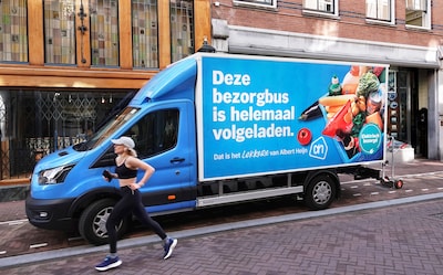 Moederconcern Albert Heijn maakt voor het eerst winst met online boodschappen