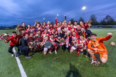 DVOL kampioen na zenuwslopend duel: ‘Dit voelt geweldig, super’ • GVA komt schrik snel te boven