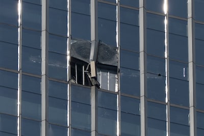 ‘Piloot die tegen hoogste wolkenkrabber in Peking crashte, had zelfmoordgedachten’