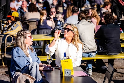 De korte broek kan uit de kast: zonovergoten dagen met zomerse temperaturen op komst