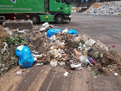 Kwart groenafval in Rivierenland niet geschikt voor compost omdat er te veel rommel in zit