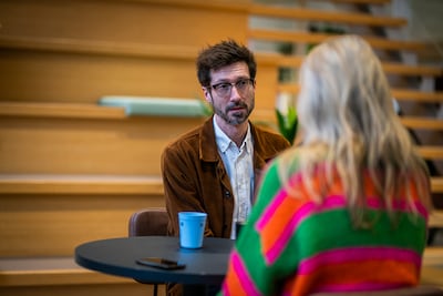 Deze psycholoog ziet dagelijks jongeren die bezwijken onder de druk van het perfecte plaatje: ‘Maar 