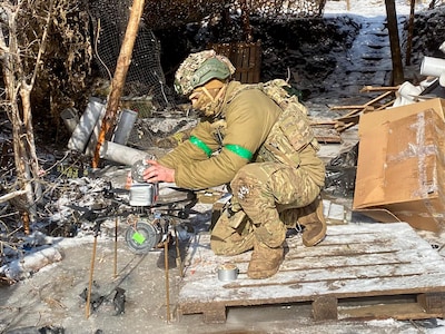 Zo worden gewonde Russen uitgeschakeld aan het front: ‘Geweldig, bravo!’