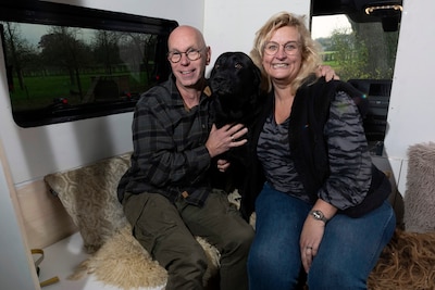 Gerard (60) en Jolanda (58) laten alles achter voor Zweedse droom: ‘We hebben geen moment getwijfeld’