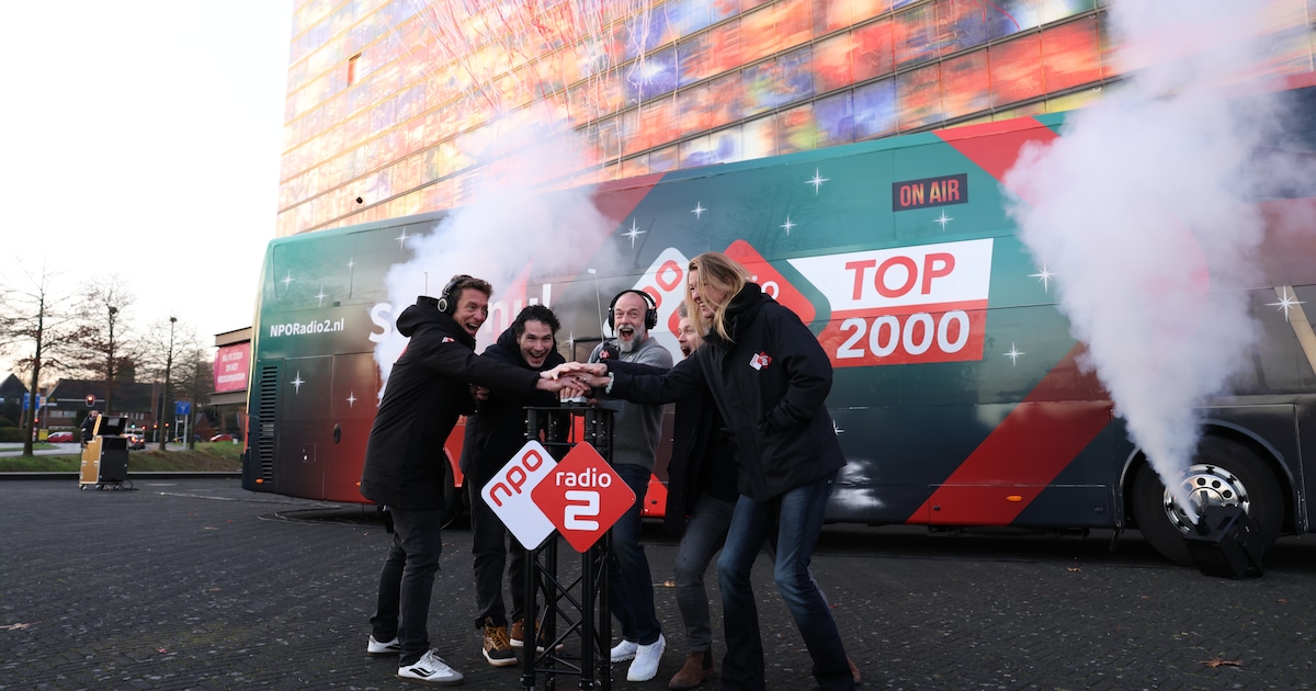 Stembus NPO Radio 2 Top 2000 en zangeres Bente zijn woensdag in Nijkerk