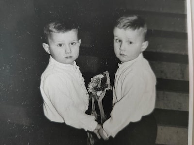 Hans en Kees Adolfsen improviseren in Podium De Vlam Rhenen over jazz en Nederlandse kleinkunst