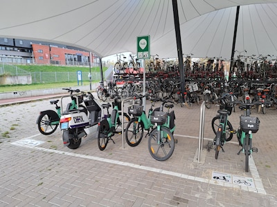 Ook Felyx vertrekt: deelscooters weg uit de stad, lege hubs blijven achter, waren we achteraf te ent