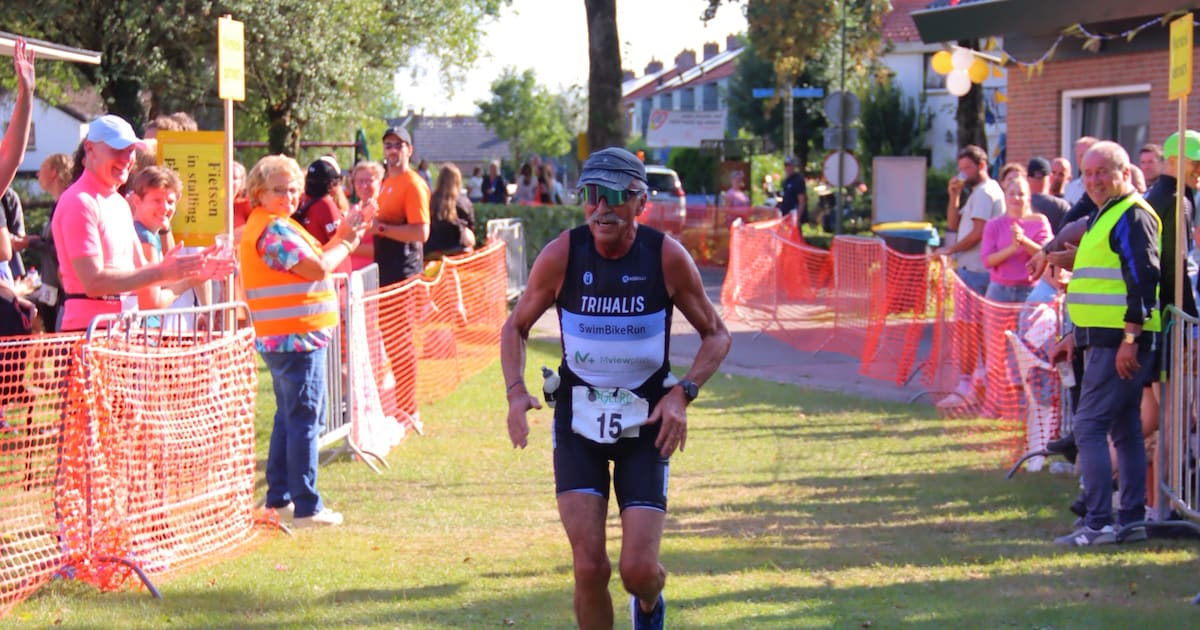 Na 109 marathons volbrengt Jan (76) zijn eerste kwarttriatlon: ‘Ik laat me niet tegenhouden door mij