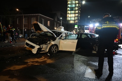 Brug dicht na zwaar ongeluk op Graafseweg in Nijmegen, politie arresteert bestuurder
