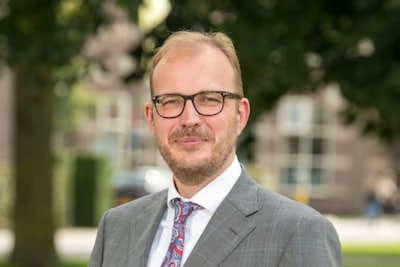 ‘Burgemeester Doetinchem heeft paar dagen ondergedoken gezeten met zijn gezin’