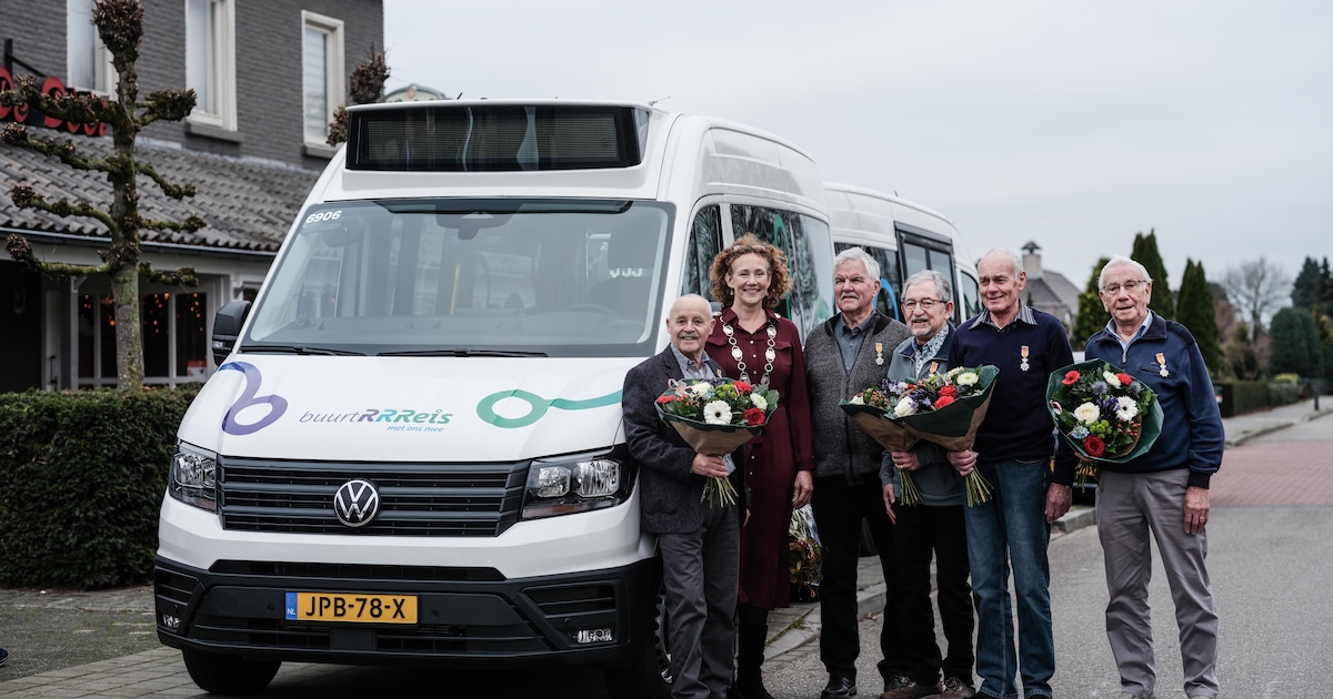 Buurtbus Montferland viert 20 jaar: hoe gepensioneerde chauffeurs duizenden reizigers mobiel houden